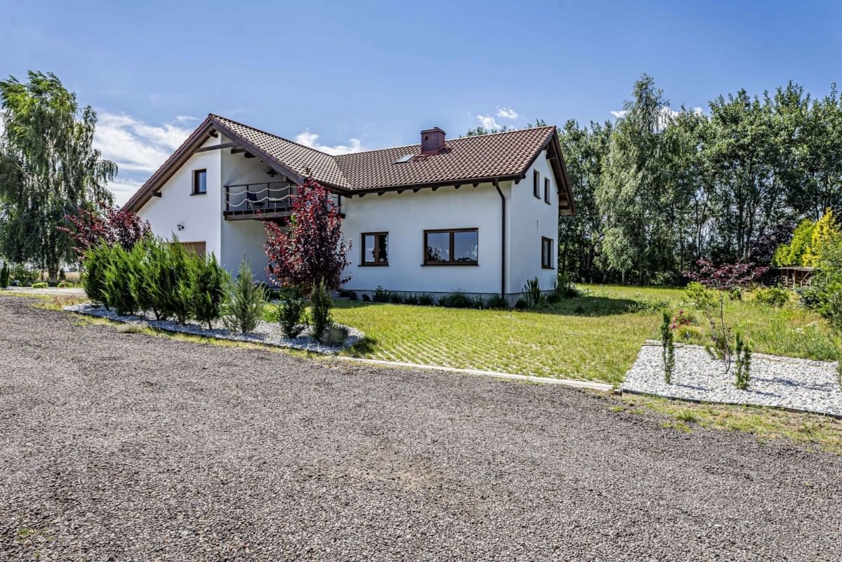 Dom 7 pokojowe na Sprzedaż