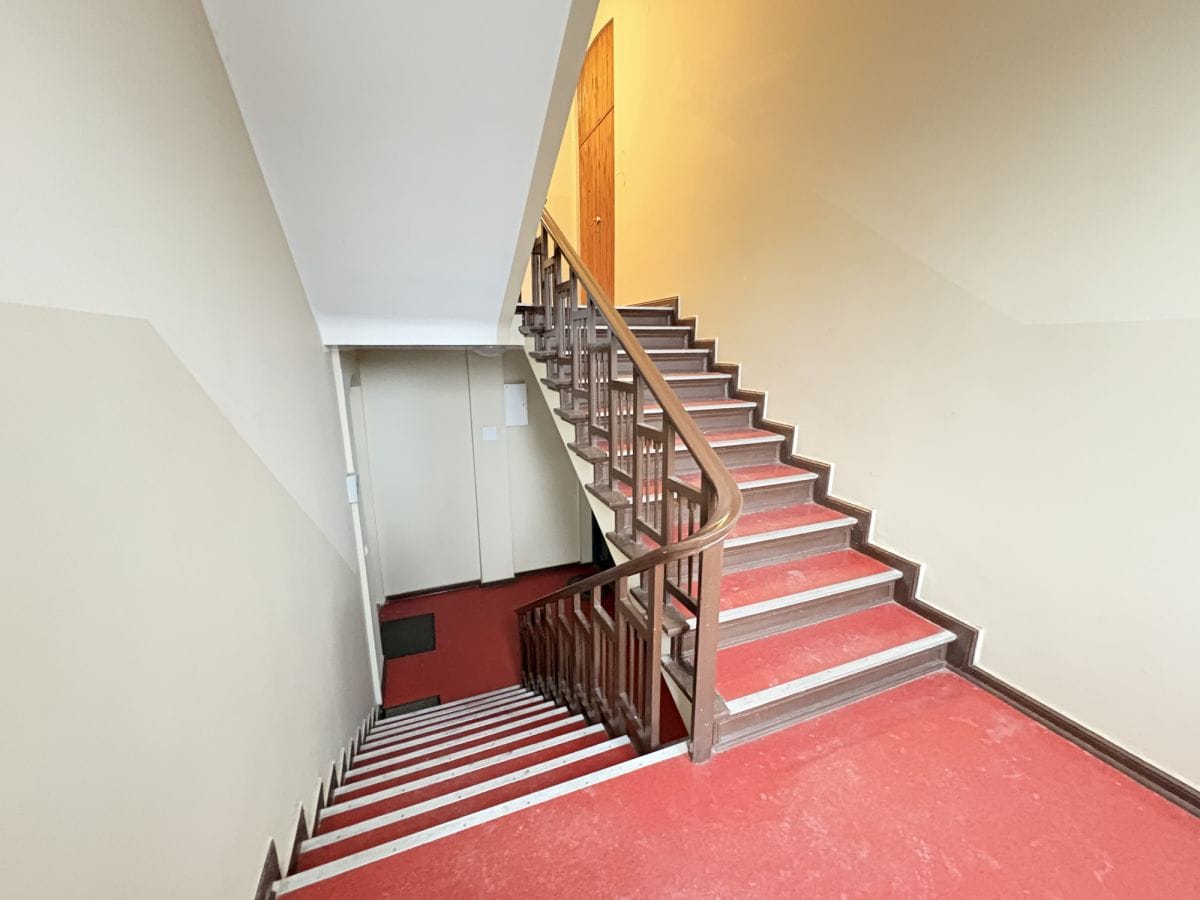 Mieszkanie 5 pokojowe na Sprzedaż