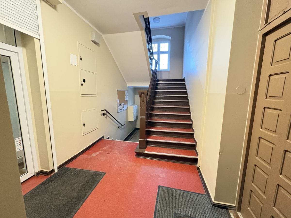 Mieszkanie 5 pokojowe na Sprzedaż