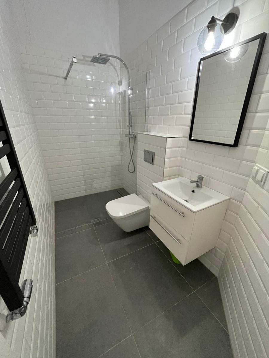 Lokal użytkowy  pokojowe na Sprzedaż