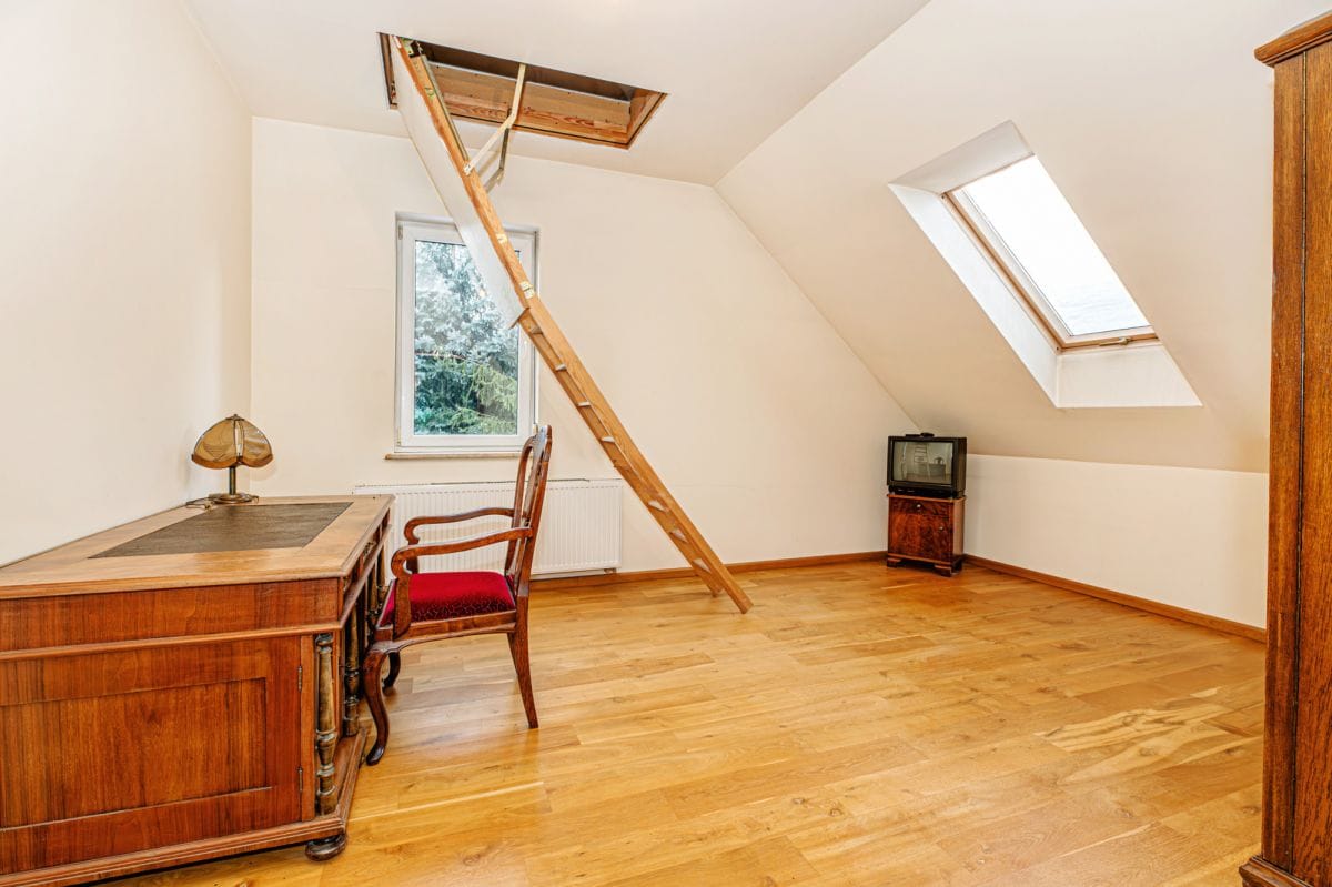 Dom 5 pokojowe na Sprzedaż