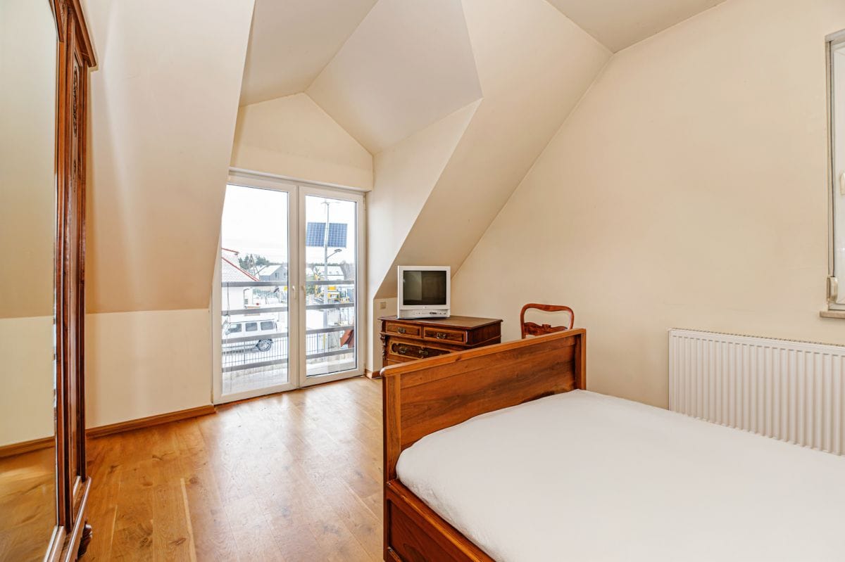 Dom 5 pokojowe na Sprzedaż