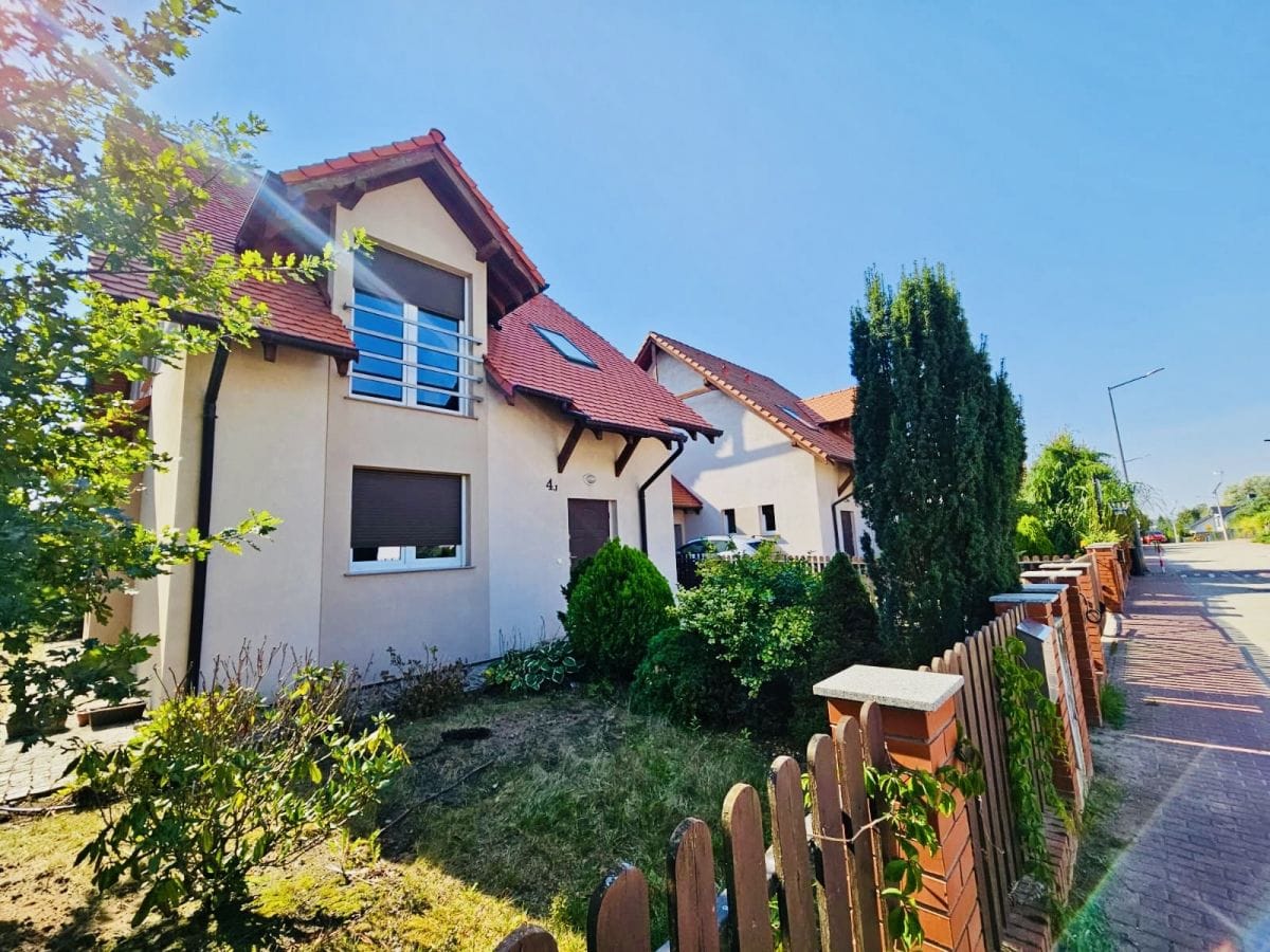 Dom 5 pokojowe na Sprzedaż