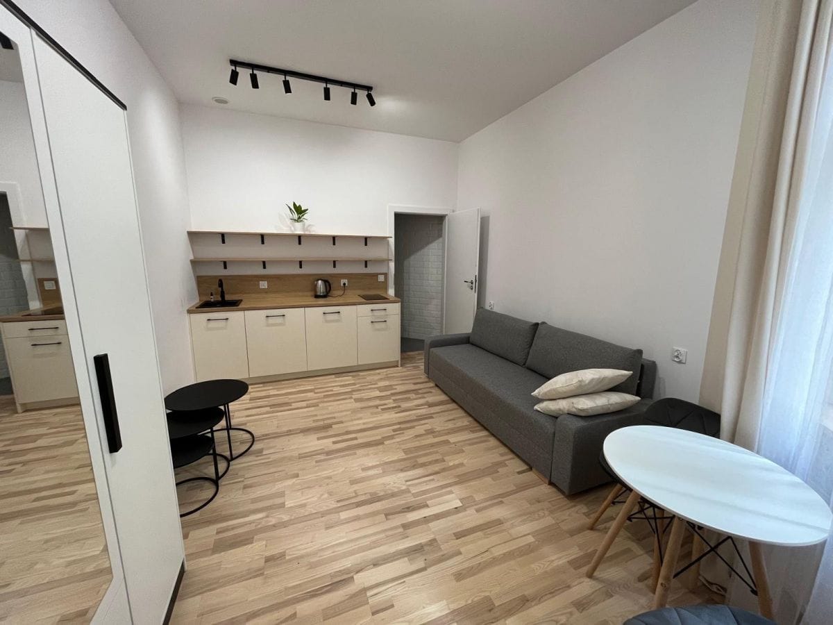 Mieszkanie 4 pokojowe na Sprzedaż