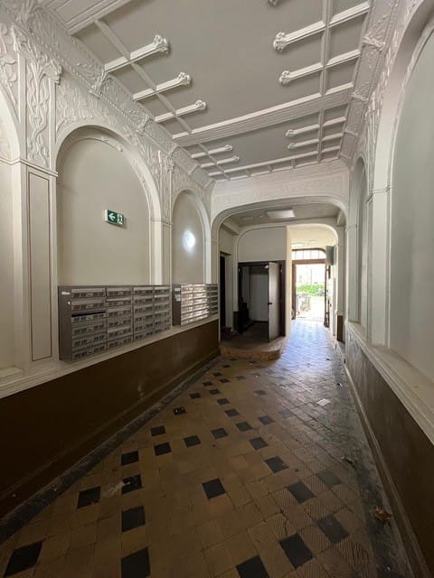 Mieszkanie 10 pokojowe na Sprzedaż