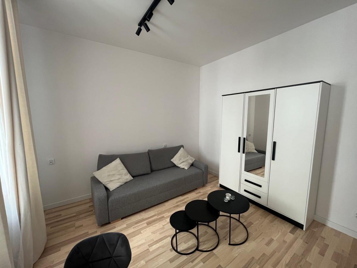 Mieszkanie 10 pokojowe na Sprzedaż