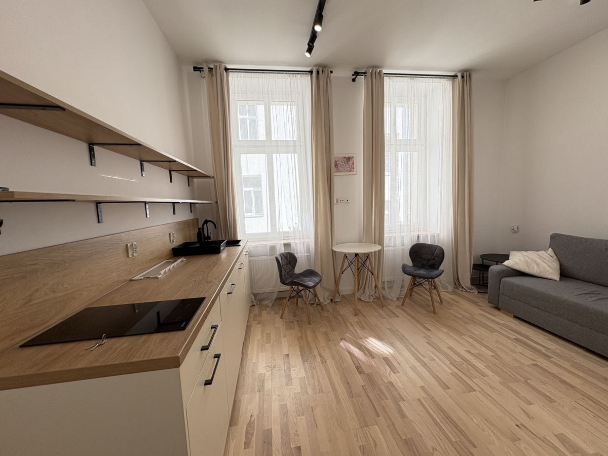 Mieszkanie 1 pokojowe na Sprzedaż