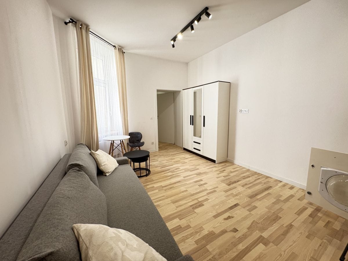 Mieszkanie 1 pokojowe na Sprzedaż