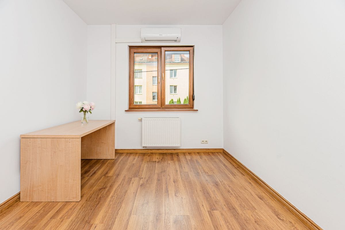 Lokal użytkowy  pokojowe na Wynajem
