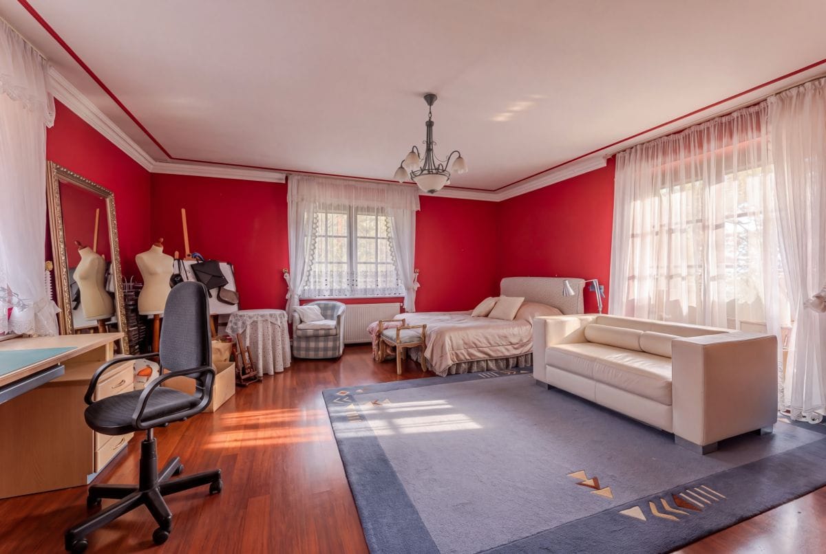 Dom 10 pokojowe na Sprzedaż