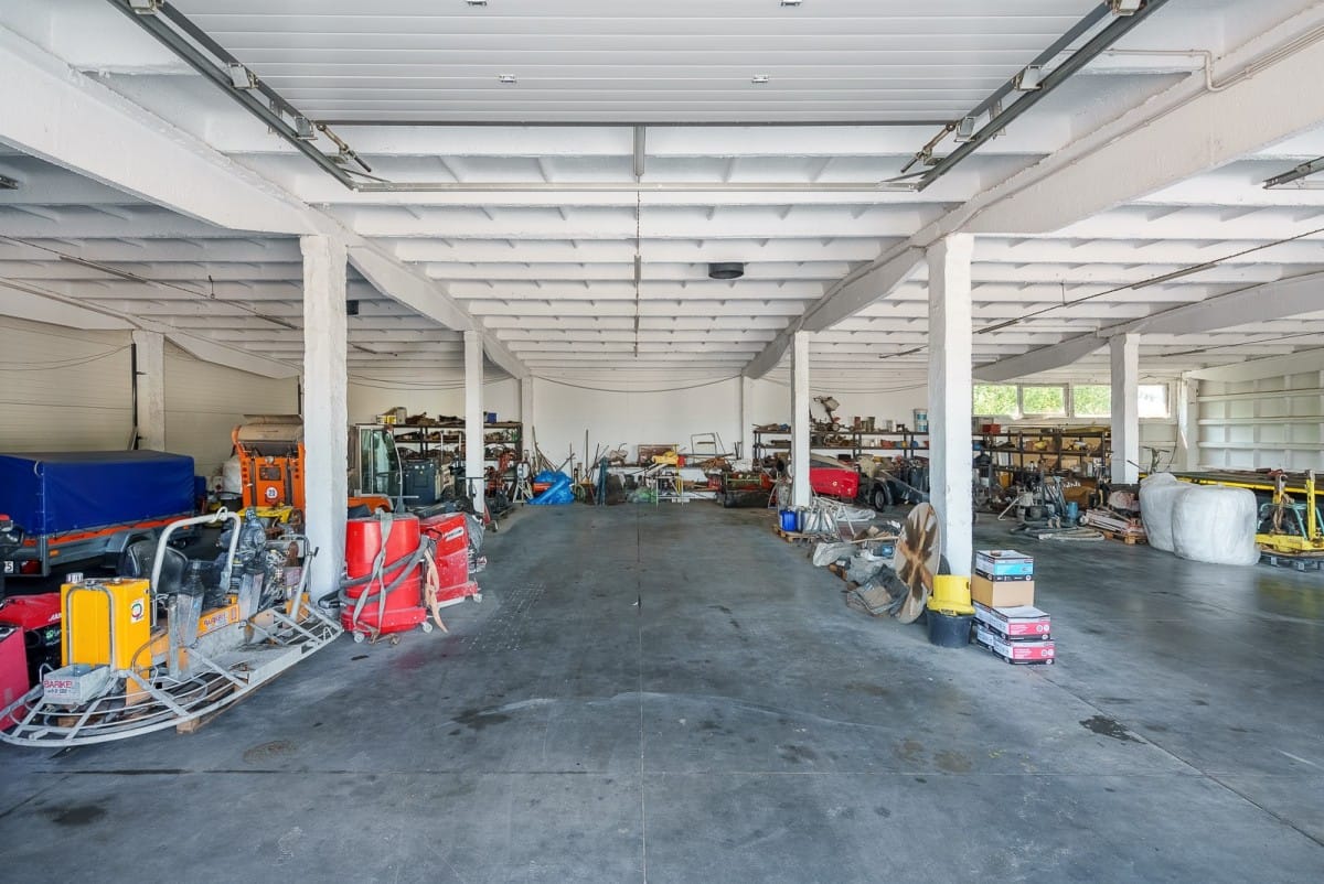 Lokal użytkowy  pokojowe na Sprzedaż