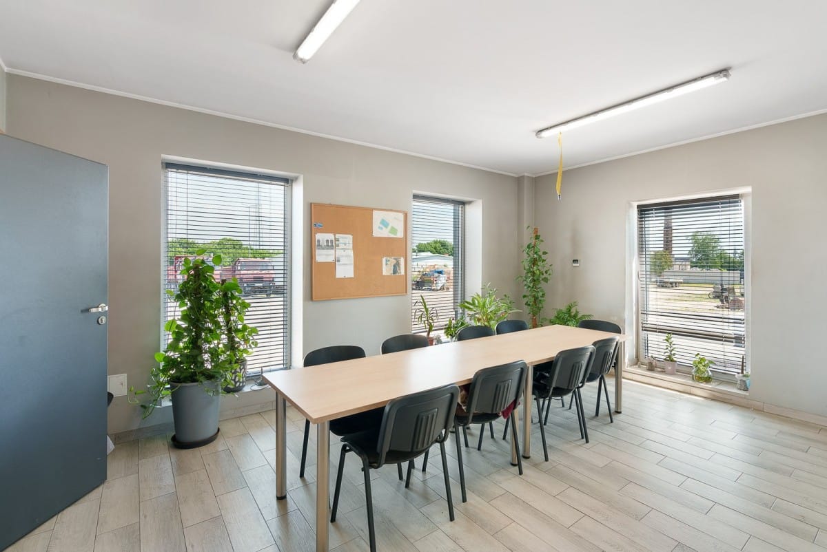 Lokal użytkowy  pokojowe na Sprzedaż