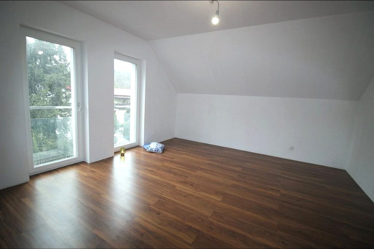 Dom 5 pokojowe na Sprzedaż