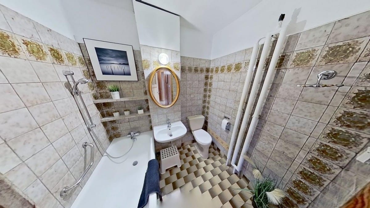 Dom 4 pokojowe na Sprzedaż