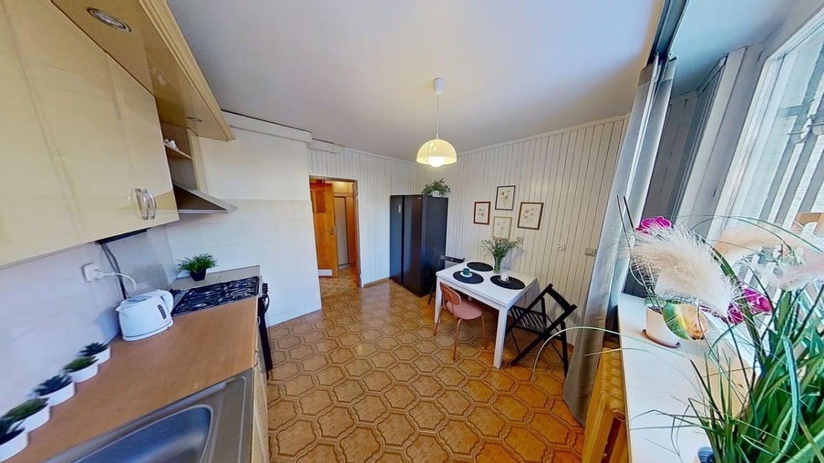 Dom 4 pokojowe na Sprzedaż