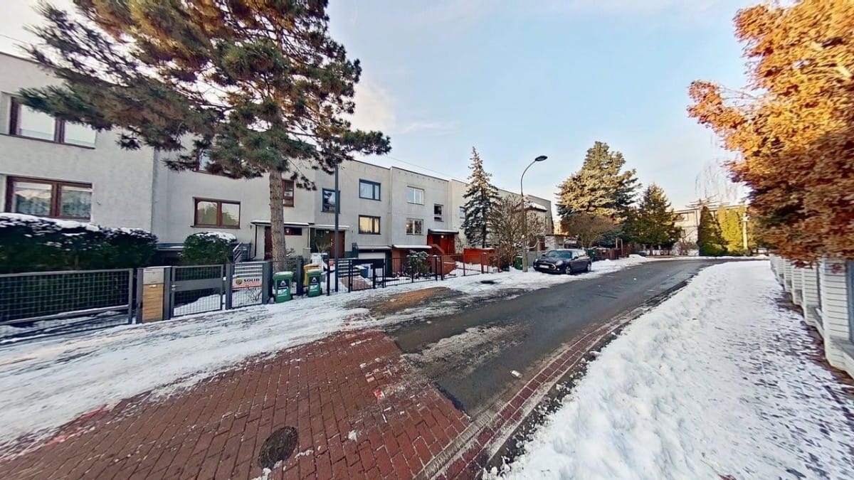 Dom 4 pokojowe na Sprzedaż