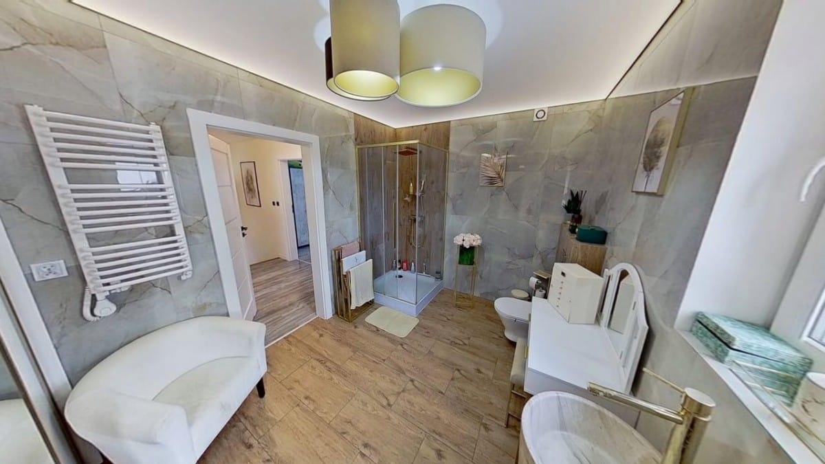 Dom 5 pokojowe na Sprzedaż