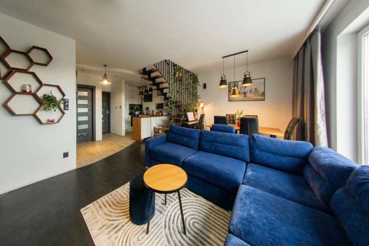 Mieszkanie 4 pokojowe na Sprzedaż