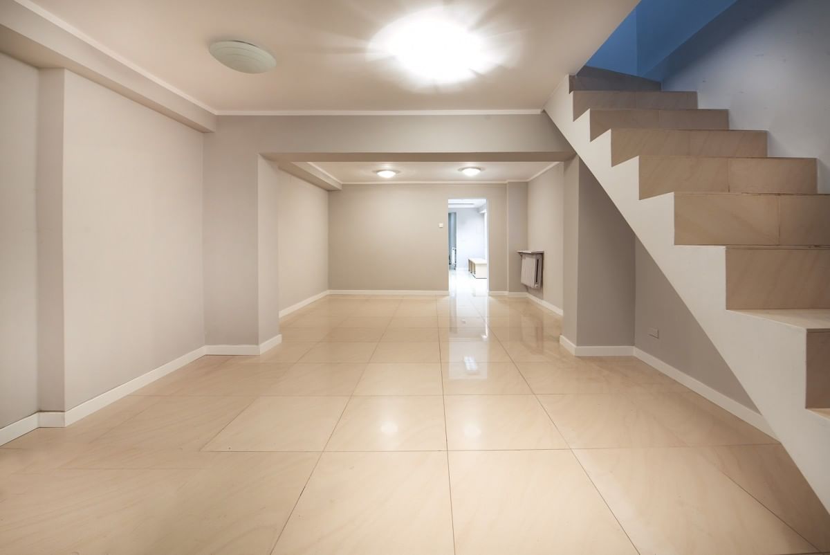 Dom 5 pokojowe na Sprzedaż