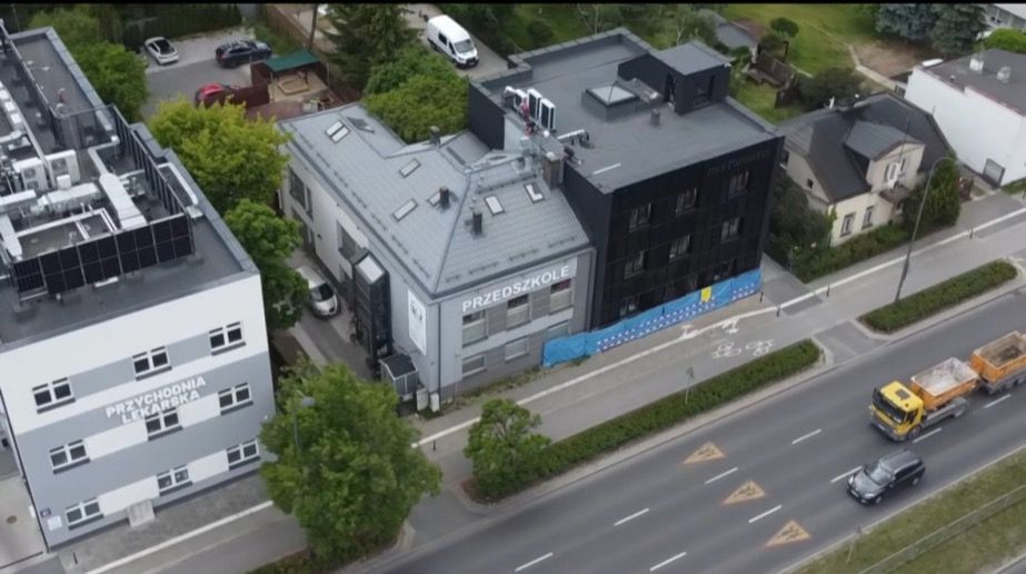 Lokal użytkowy  pokojowe na Sprzedaż
