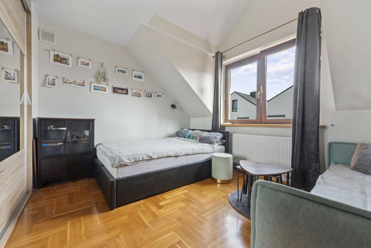 Dom 6 pokojowe na Sprzedaż