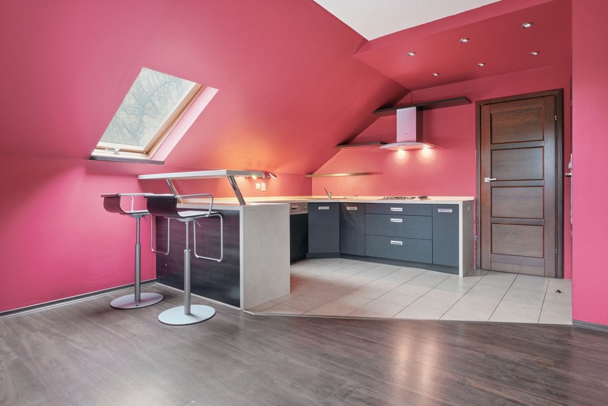 Dom 8 pokojowe na Sprzedaż