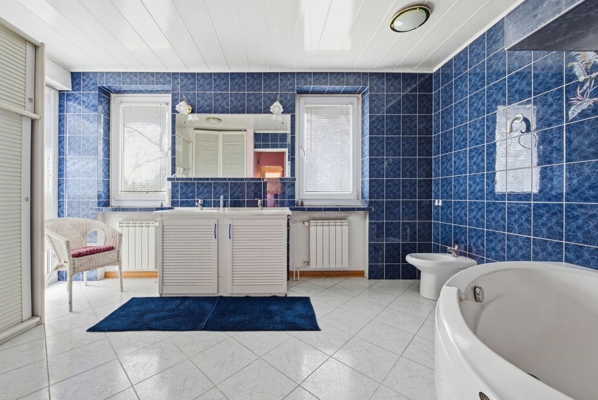 Dom 8 pokojowe na Sprzedaż