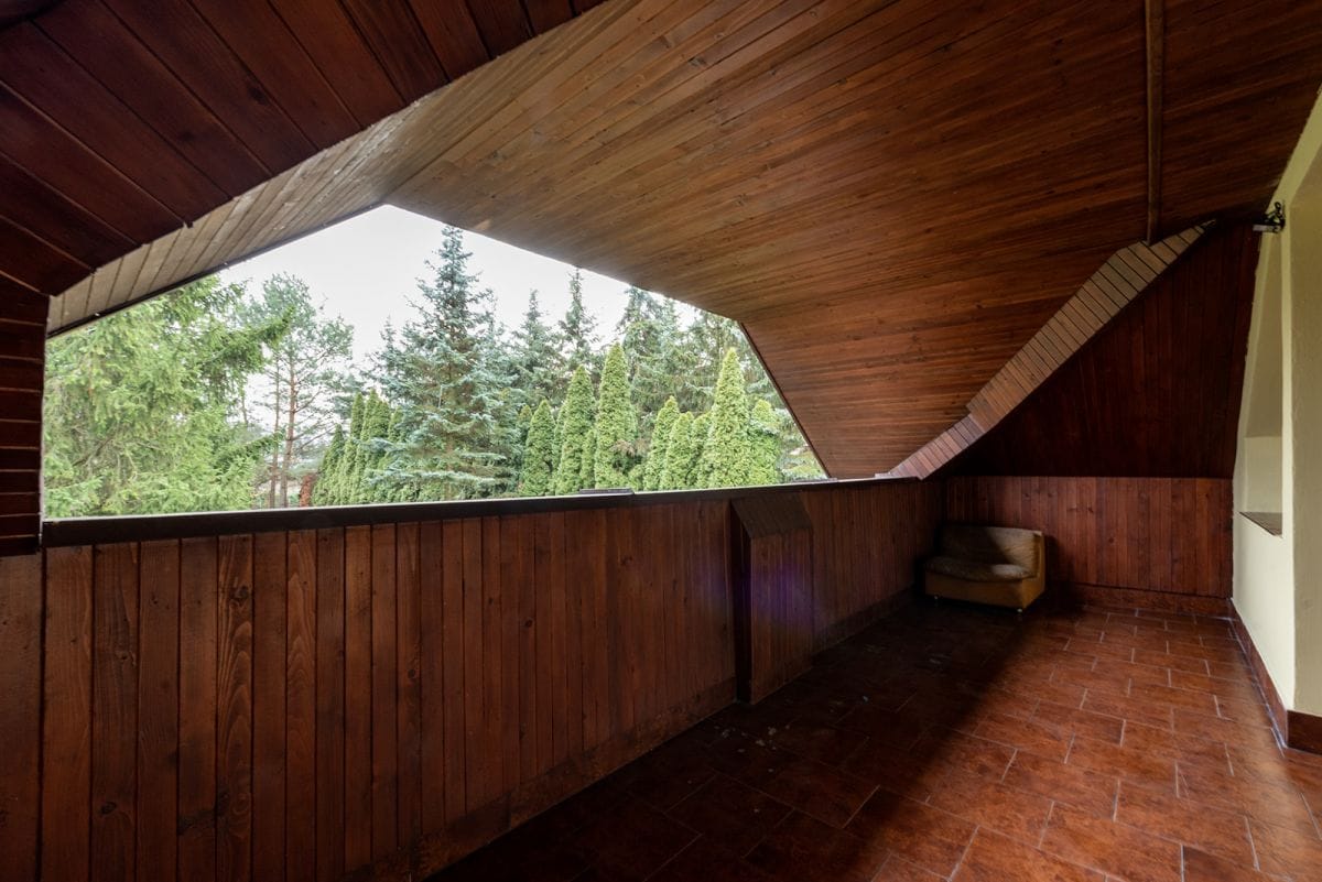 Dom 8 pokojowe na Sprzedaż