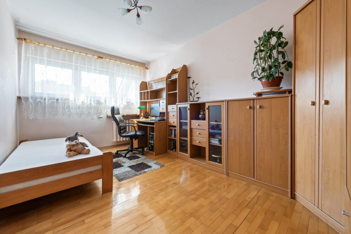 Dom 7 pokojowe na Sprzedaż