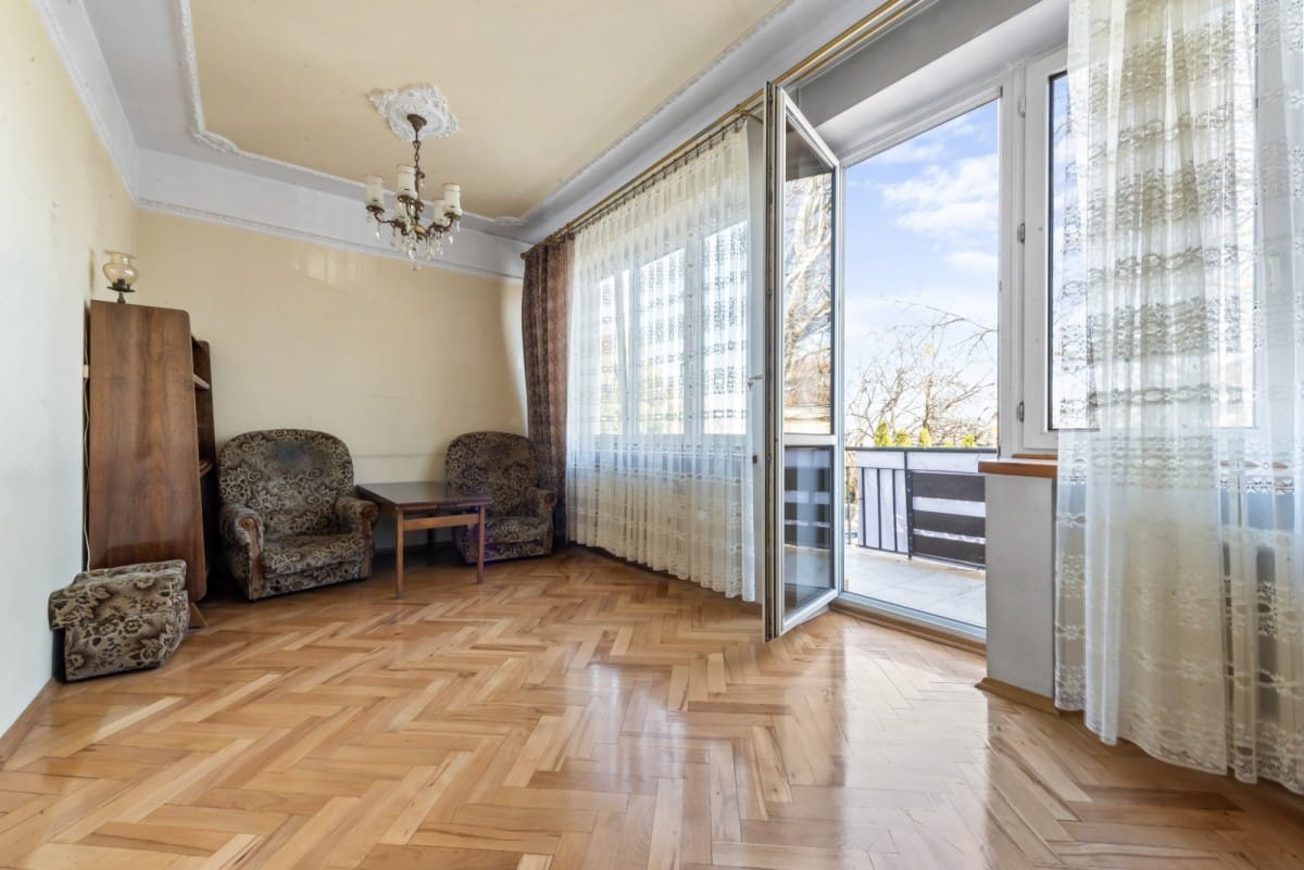 Dom 7 pokojowe na Sprzedaż