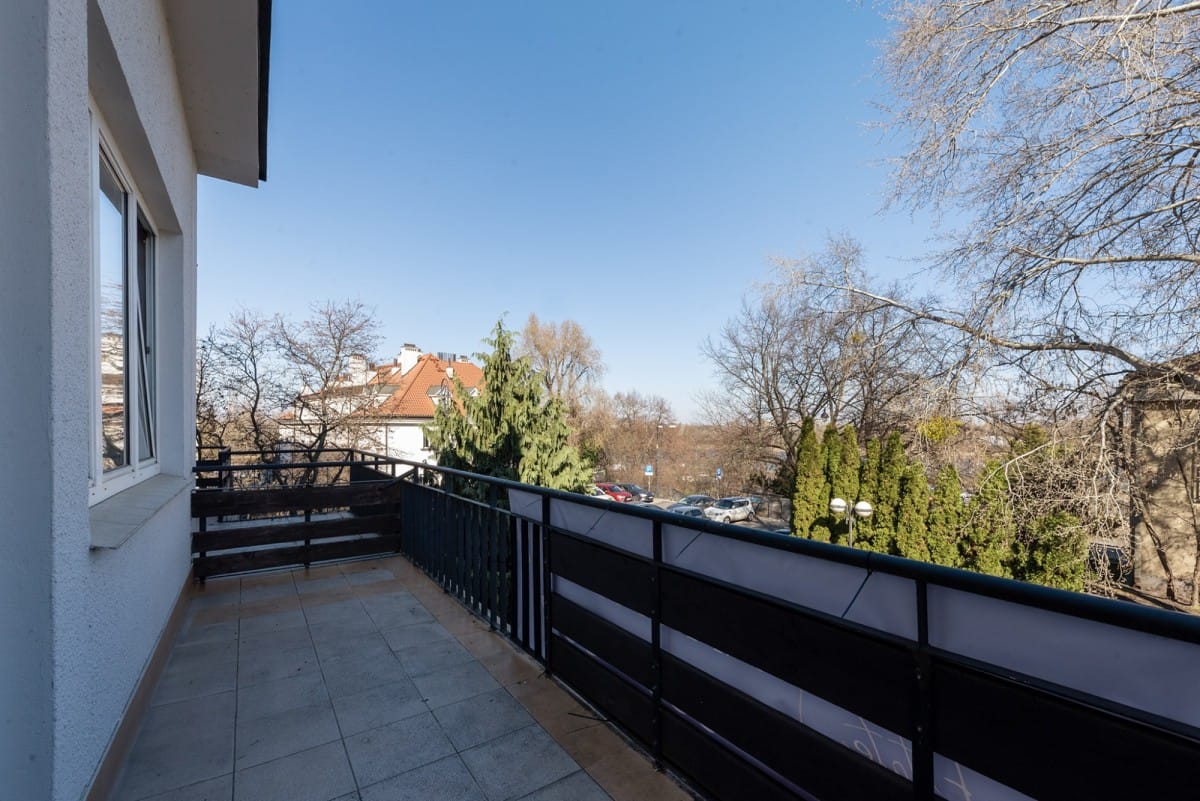 Dom 7 pokojowe na Sprzedaż