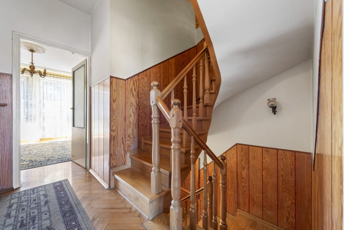 Dom 7 pokojowe na Sprzedaż