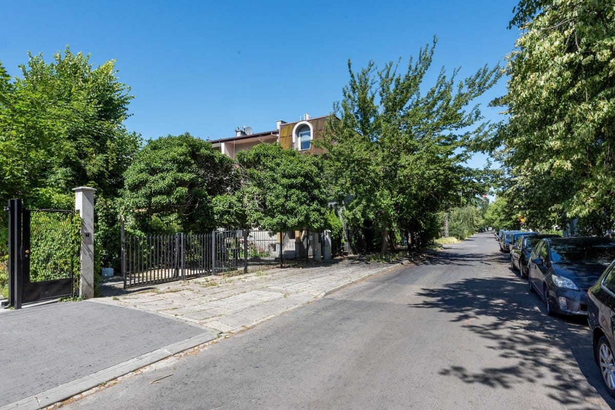 Lokal użytkowy  pokojowe na Sprzedaż