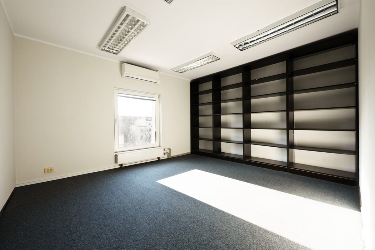 Lokal użytkowy  pokojowe na Sprzedaż