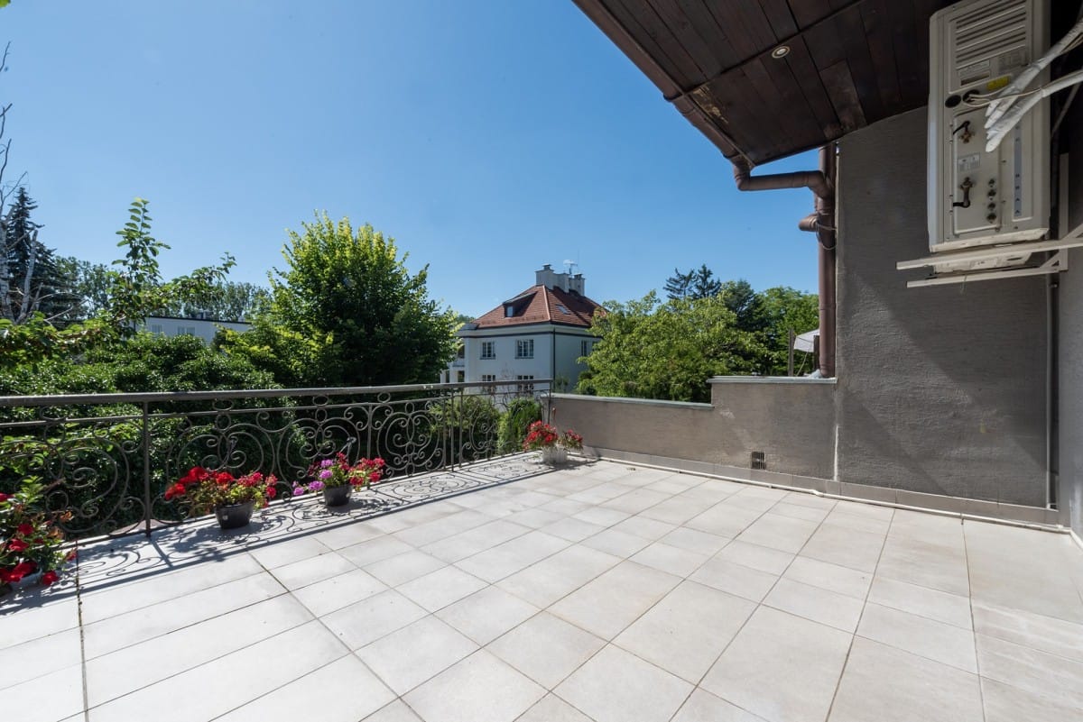 Dom 5 pokojowe na Sprzedaż