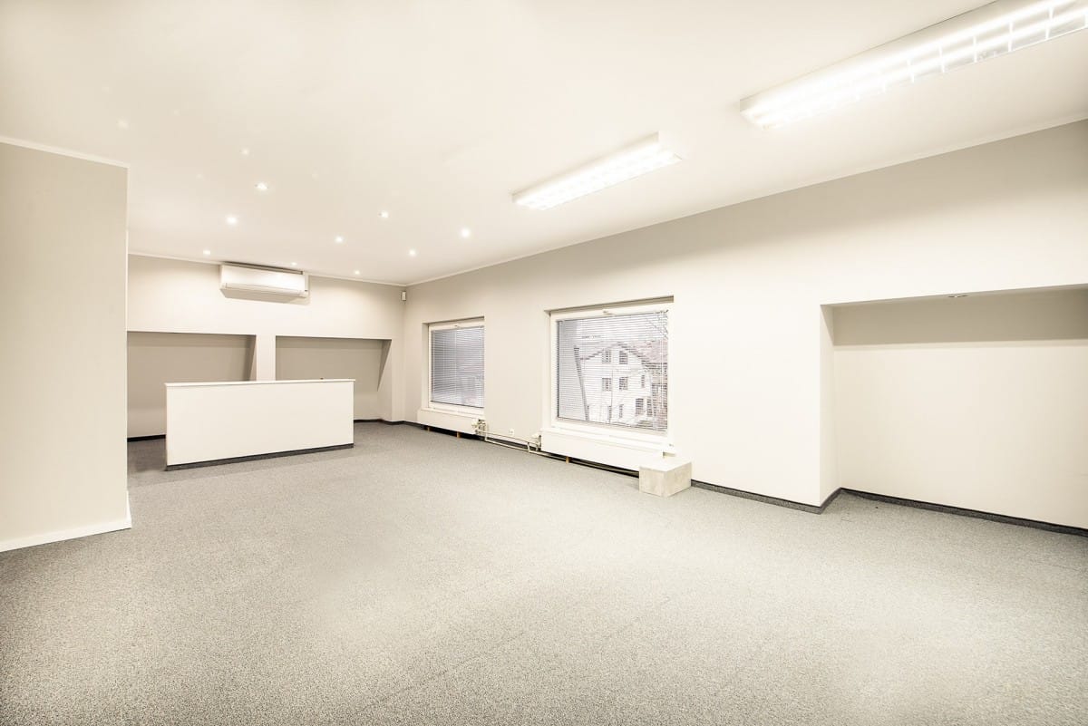 Dom 5 pokojowe na Sprzedaż