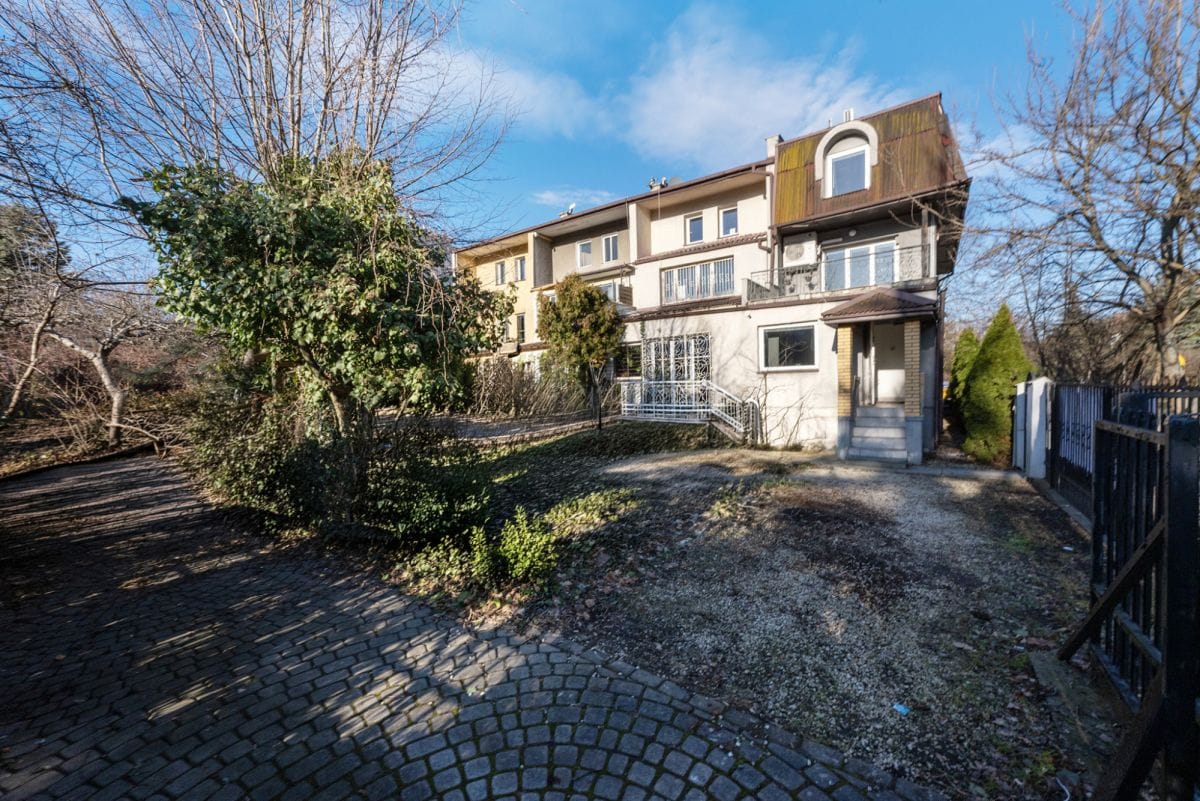 Dom 5 pokojowe na Sprzedaż