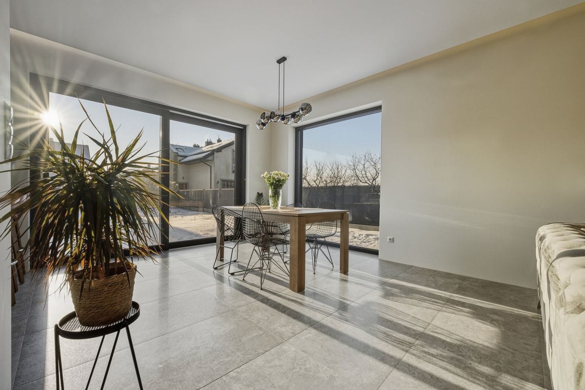 Dom 5 pokojowe na Sprzedaż