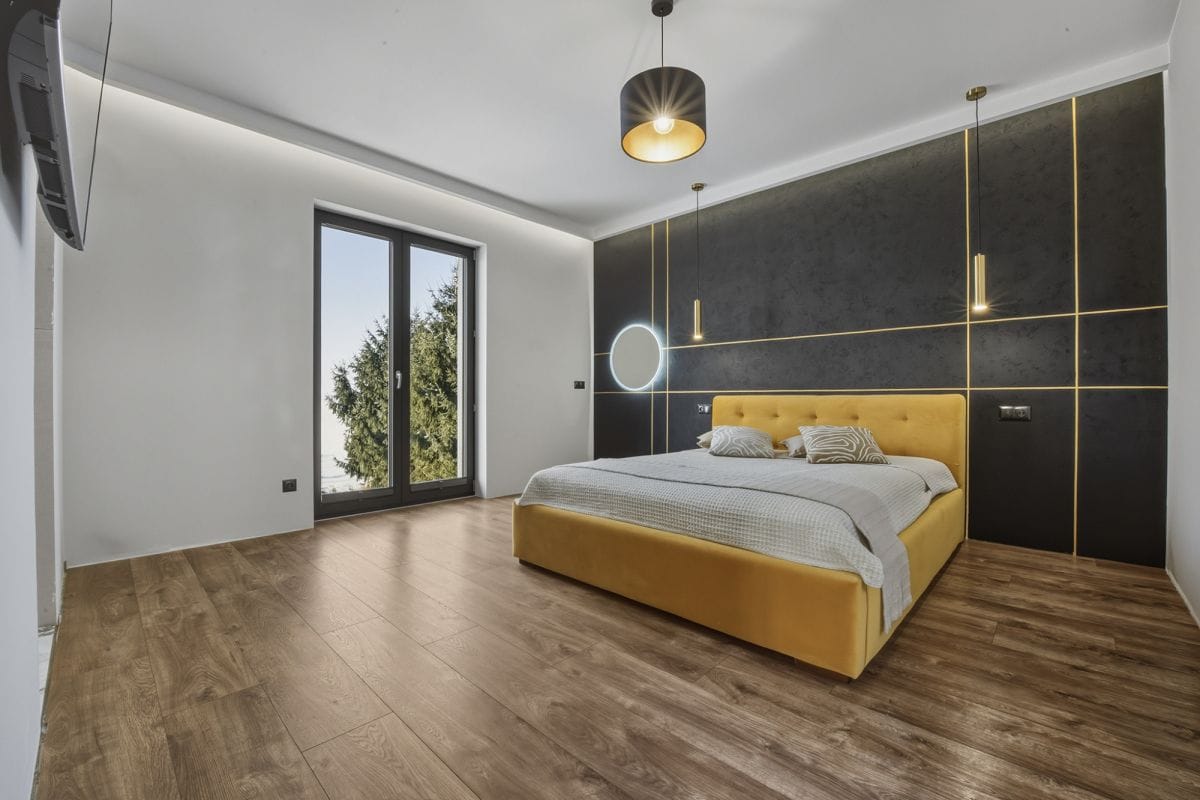 Dom 5 pokojowe na Sprzedaż