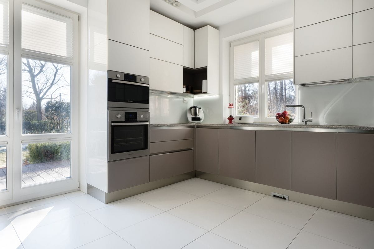 Dom 8 pokojowe na Sprzedaż