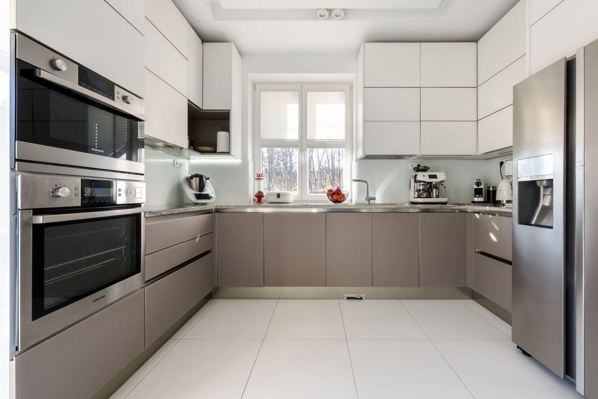 Dom 8 pokojowe na Sprzedaż