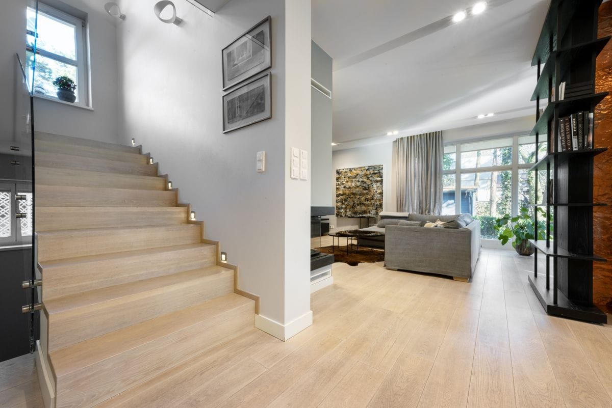 Dom 8 pokojowe na Sprzedaż