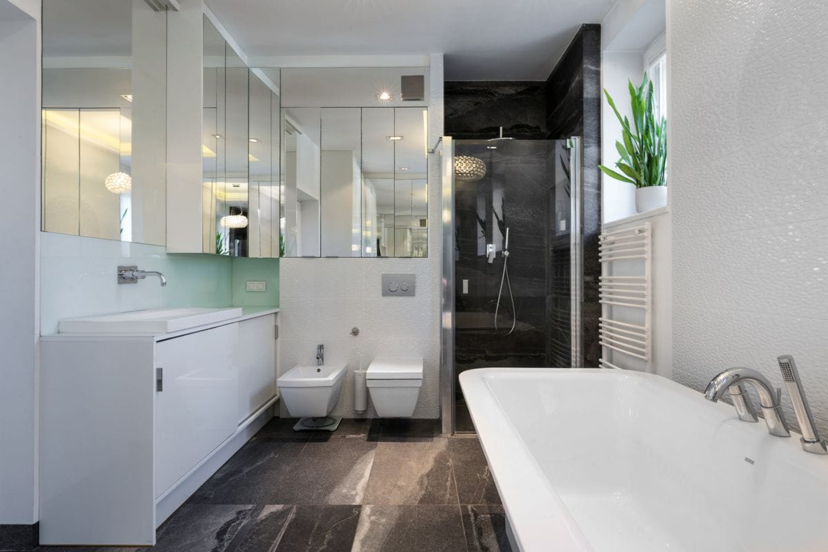 Dom 8 pokojowe na Sprzedaż