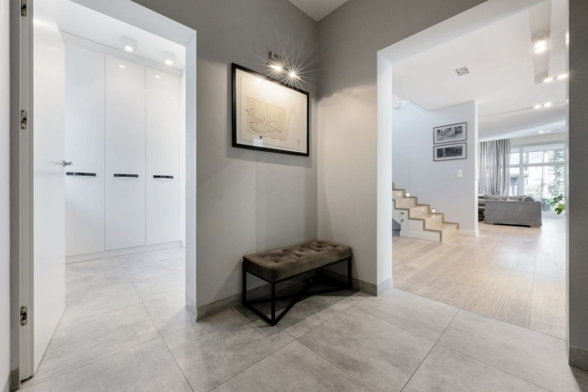 Dom 8 pokojowe na Sprzedaż