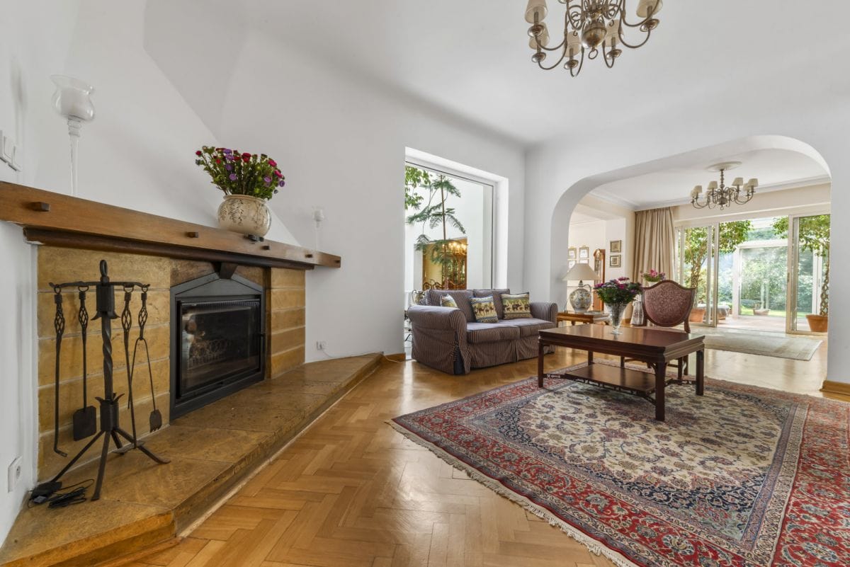 Dom 8 pokojowe na Sprzedaż