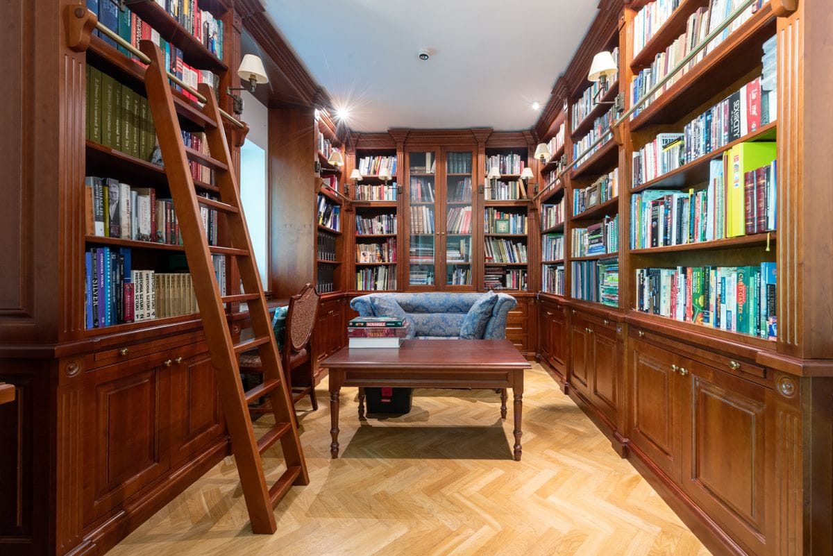 Dom 8 pokojowe na Sprzedaż