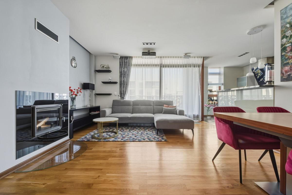 Mieszkanie 4 pokojowe na Sprzedaż