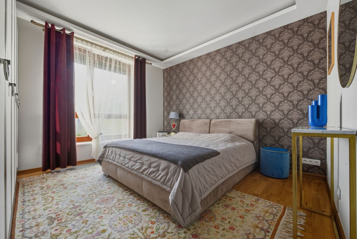 Mieszkanie 4 pokojowe na Sprzedaż