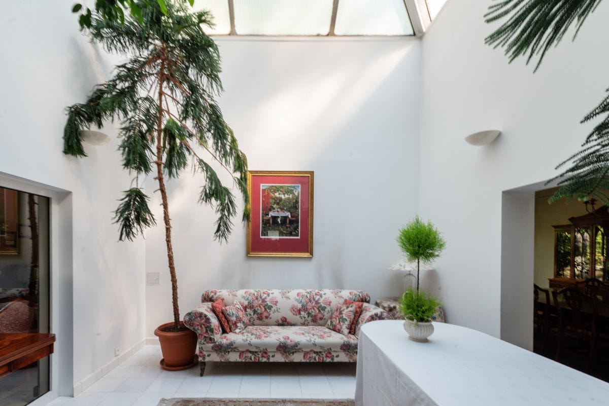 Dom 8 pokojowe na Sprzedaż