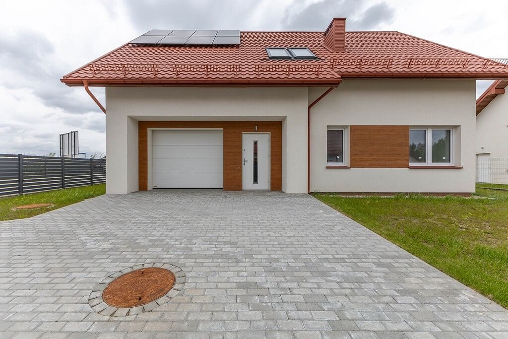 Dom 5 pokojowe na Sprzedaż